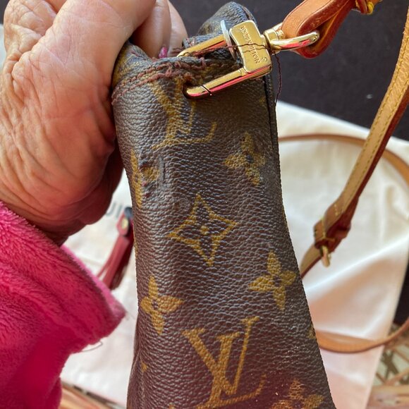 AUTHENTIC LOUIS VUITTON CROSSBODY REFURBISHED 80S BAG Pouch & Dustbag & Shopper - Picture 6 of 16